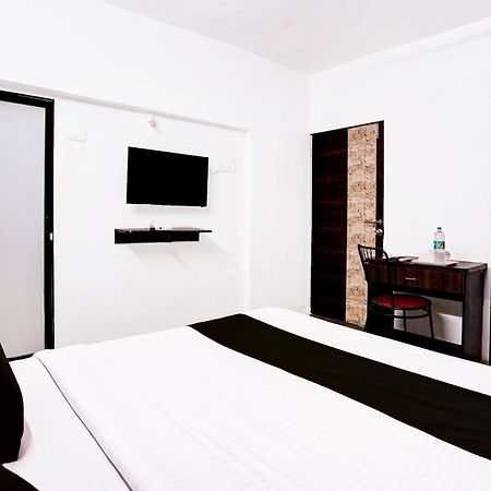 Super Hotel O Deluxe United Corporate Home Νάβι Μουμπάι Εξωτερικό φωτογραφία